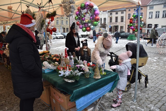 Zobaczcie w galerii zdjęcia z Jarmarku Świątecznego na Rynku w Golubiu-Dobrzyniu