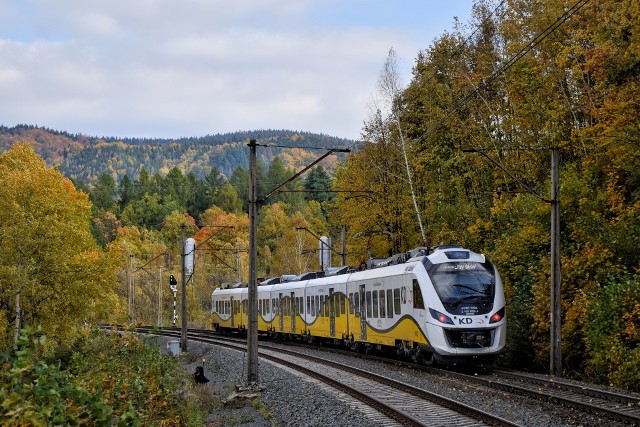 Wrocławska Kolej Aglomeracyjna to dziś 394 połączeń kolejowych każdego dnia