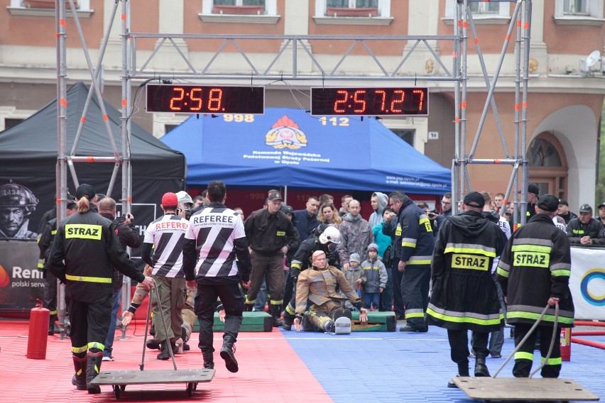 Firefighter Combat Challenge w Opolu. Są strażacy z całej...