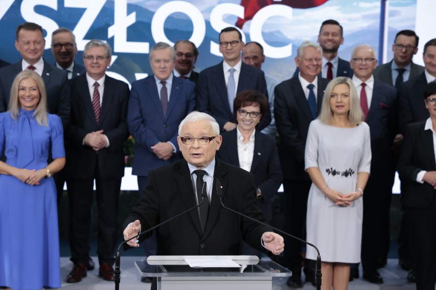 Prezes PiS Jarosław Kaczyński ogłasza listę wyborczych...