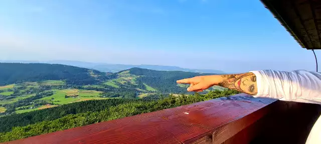 Piękne widoki z wieży widokowej na Górze Modyń