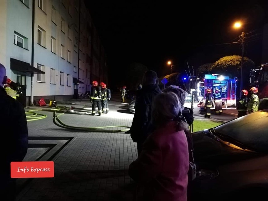 Pożar i zadymienie w bloku przy ul. Tysiąclecia 3 w Lublińcu...