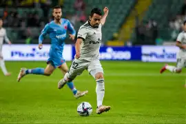 3,2 mln euro - Luquinhas