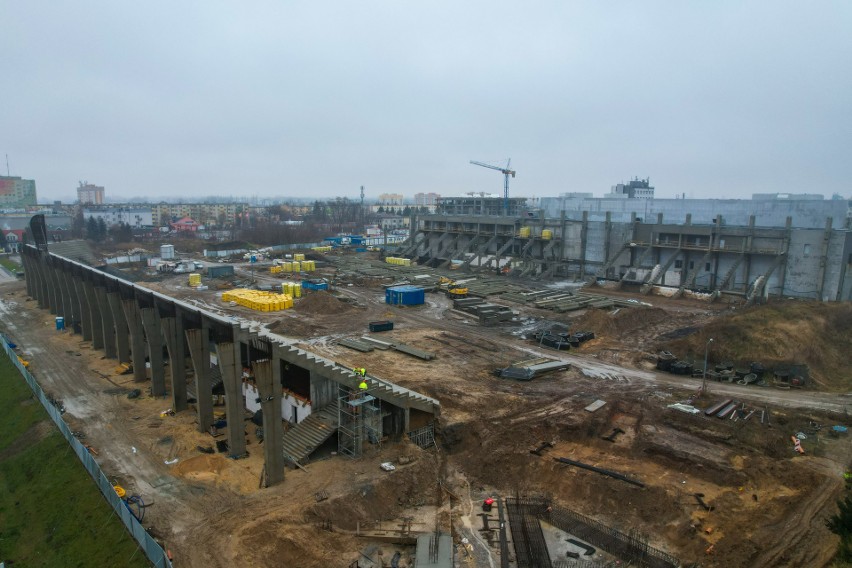 Budowa stadionu dla Radomiaka Radom. Zobacz postęp prac i zdjęcia z drona 