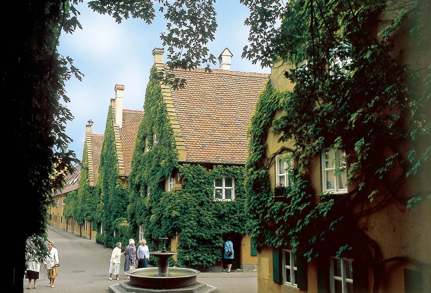 Fuggerei w niemieckim Augsburgu to pierwsza na świecie...