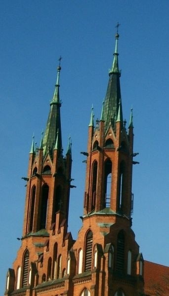 W  kościołach o 6 rano zabrzmiały dzwony. Katolicy brali udział w mszy rezurekcyjnej