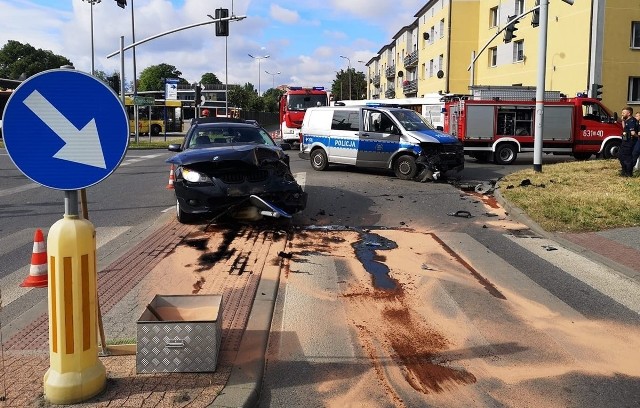 Wypadek w rejonie skrzyżowania ul. Pokoju z ul. Styczyńskiego.