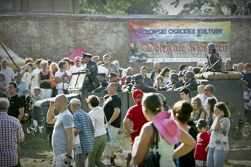 Oblężenie klasztoru w Lubiążu. Tłumy na inscenizacji (ZDJĘCIA)