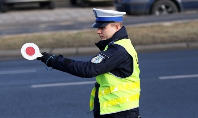 31-latek wpadł podczas rutynowej kontroli.