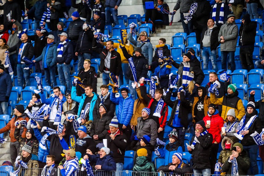 Lech Poznań przy wsparciu 15 582 osób pokonał Górnika Zabrze...