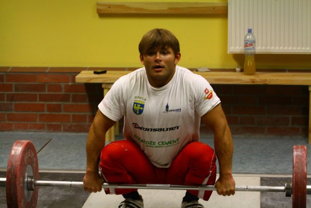 Krzysztof Szramiak rywalizację w wadze do 77 kg wygrał z przewagą aż 32 kg.