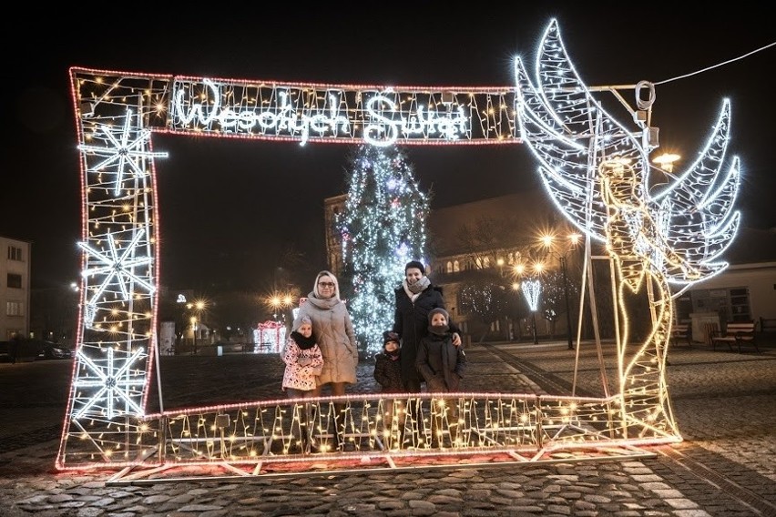 W centrum Strzelec pojawiły się piękne, świąteczne...