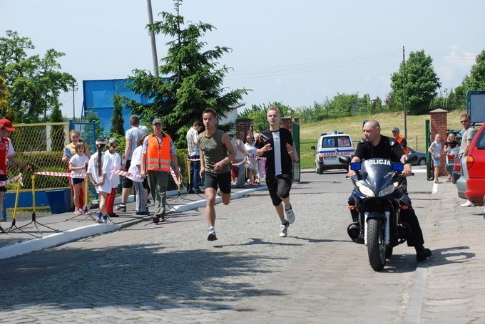 Na starcie stanęło ponad trzystu biegaczy