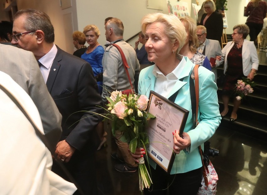 Wielka gala Kobieta Roku za nami. Danuta Szyksznian-Ossowska podwójną laureatką. Gratulujemy! [ZDJĘCIA, WIDEO]