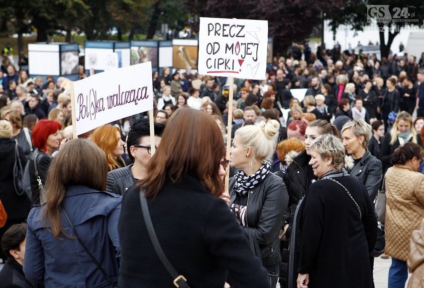 Strajk Kobiet w Szczecinie. Kilka tysięcy osób na pl....