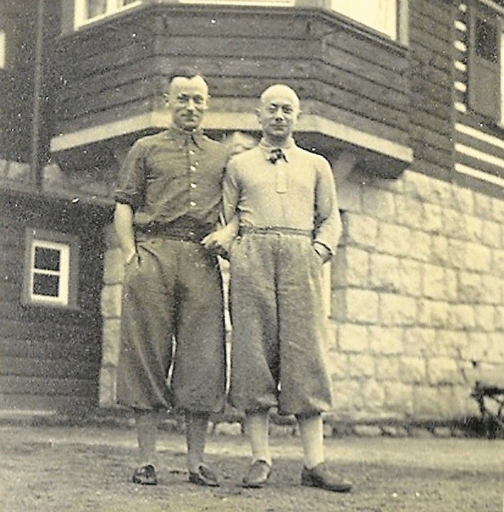 Bracia Otto i Fedor Bruck. Obaj byli stomatologami