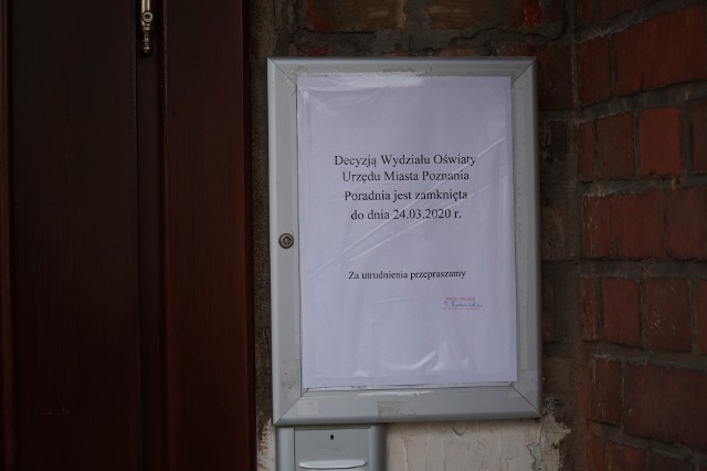 Poradnia Psychologiczno-Pedagogiczna na poznańskim Dębcu, w której zatrudniona jest kobieta zakażona koronawirusem została zamknięta, a pracowników objęto kwarantanną.