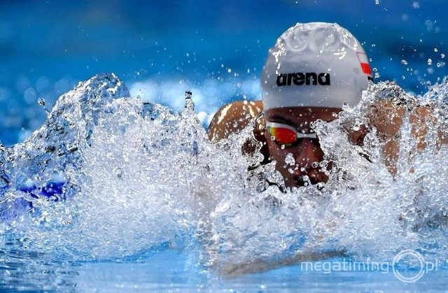Kielecki pływak Dominik Bujak jest w szerokiej kadrze olimpijskiej i będzie walczył o przepustkę na igrzyska w Tokio, przesunięte na 2021 rok.