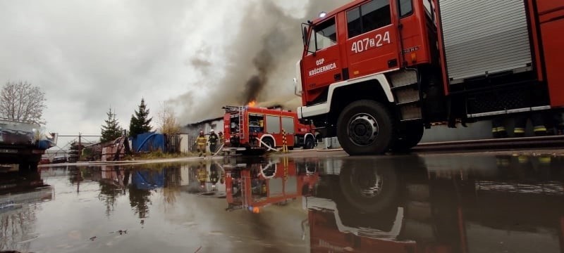 Do pożaru doszło przy ulicy Chocimskiej w Białogardzie.