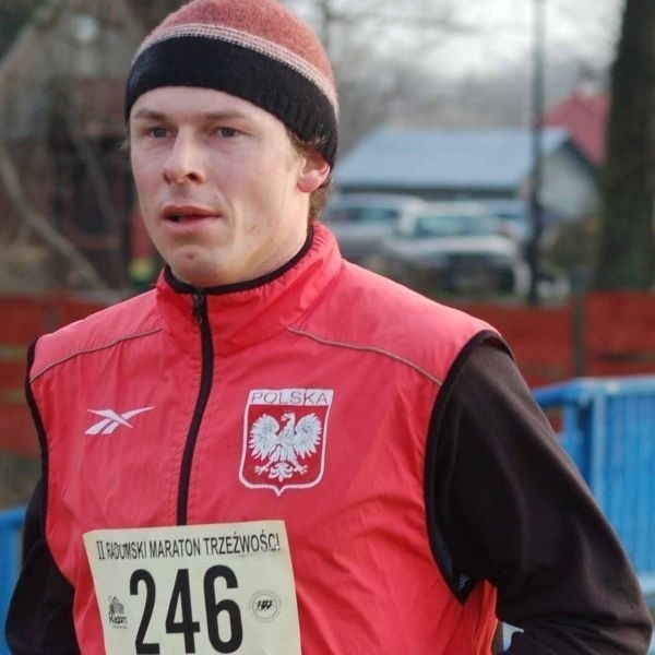 Mundial 2022. Były utytułowany radomski lekkoatleta Grzegorz Krzosek przebywa w Katarze. Odpowiada za przygotowanie fizyczne sędziów