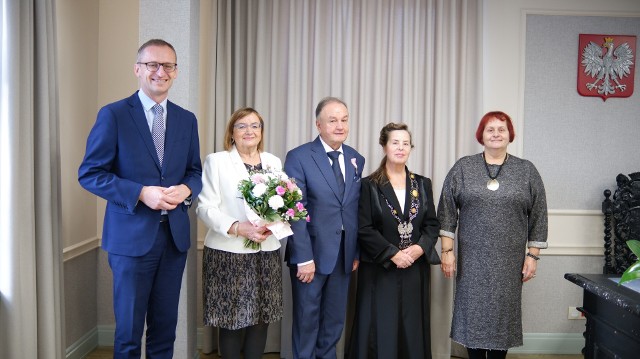 W sali ślubów USC w Pruszczu mieszkańcy świętowali jubileusze wieloletniego pożycia małżeńskiego