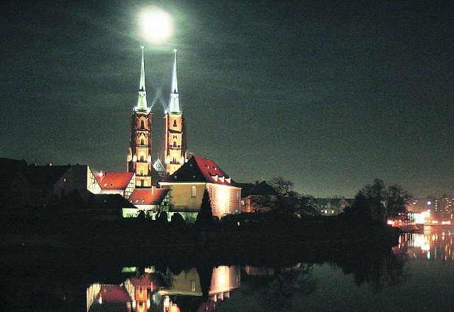 W tym roku, jako pierwsza, zaświeci na niebie Wenus