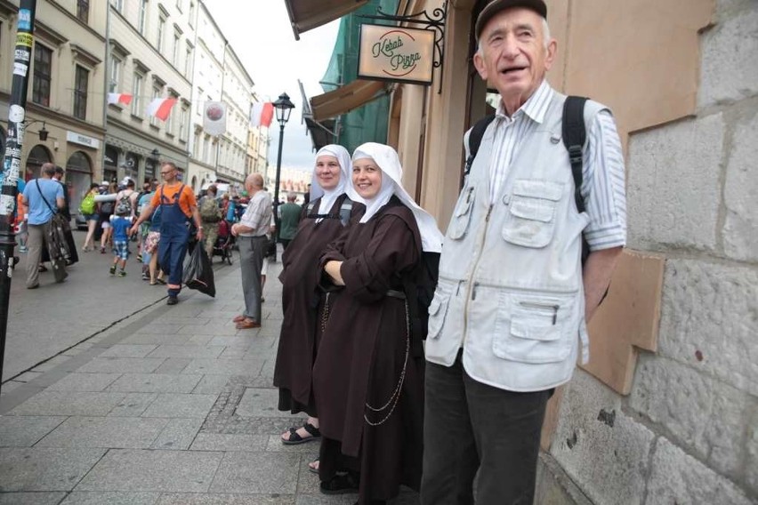 Kraków. Pielgrzymi tłumnie ruszyli na Janą Górę [ZDJĘCIA]