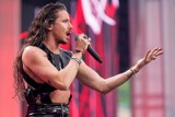 Michał Szpak jako JOWISZJA wyrusza w trasę koncertową "Love Is Love" i wystąpi 27 listopada w krakowskim klubie Studio 