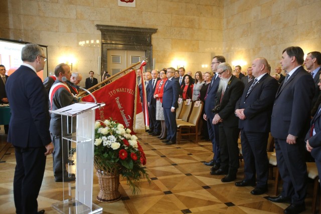 W Katowicach wręczono Krzyże Wolności i Solidarności