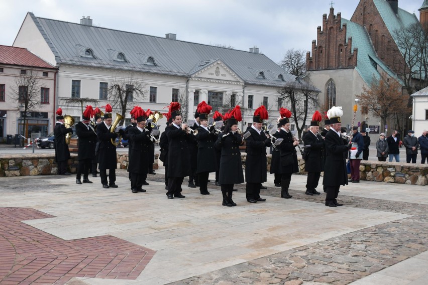 Włazy upamiętniające ocalenie gwarków z Olkusza już na...