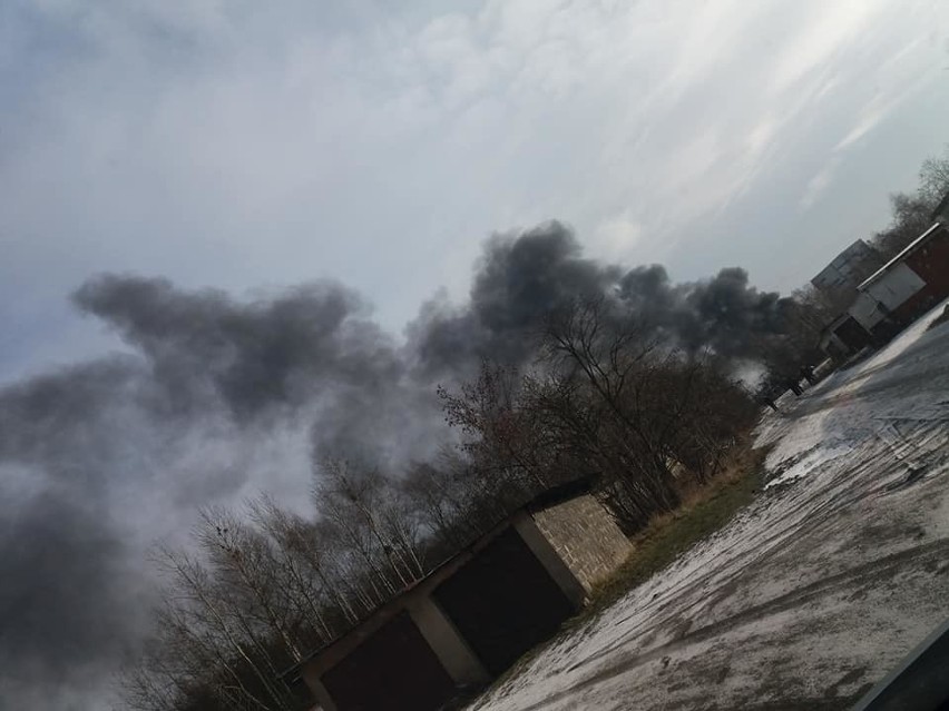 Pożar w byłej sortowni kopalni Boże Dary w Katowicach