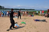 Jezioro Rajgrodzkie. Plaża 2015: Pokazy ratownictwa i policyjnych technik interwencji nad jeziorem (zdjęcia)