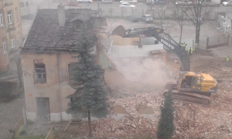 Burzenia kamienicy w Kielcach