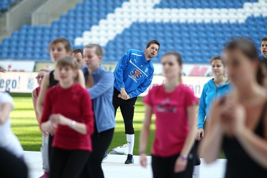 Dzień Kobiet na Inea Stadionie: Fitness z piłkarzami Lech