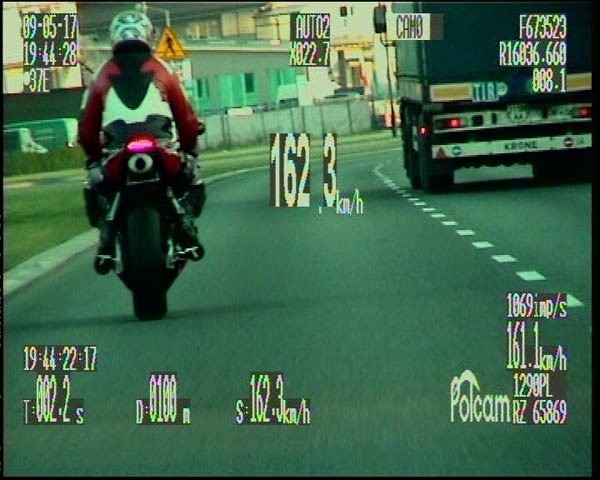 Fot. 162,3 km/h - z taką prędkością motocyklista jechał obwodnicą Rzeszowa