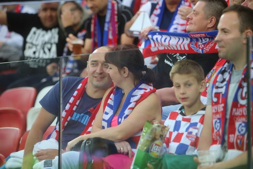 Górnik Zabrze pokonał Legię 3:1. Zobacz zdjęcia kibiców...