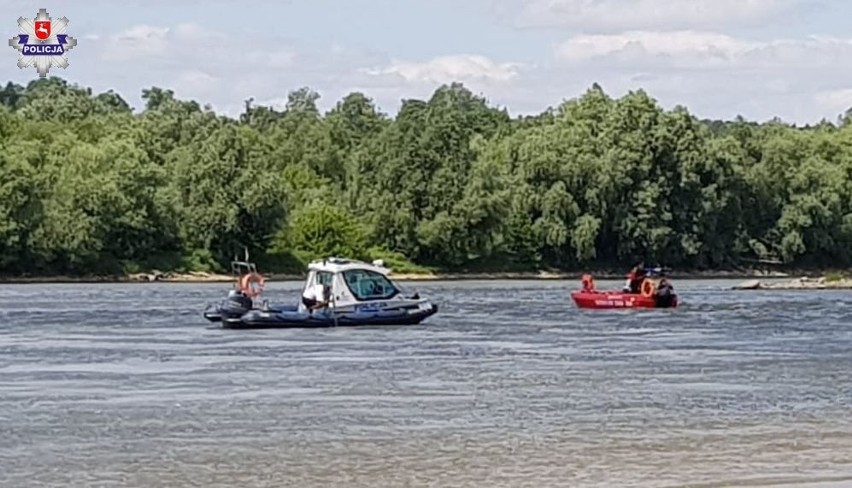 Trwa akcja poszukiwawcza na Wiśle w Puławach. Ktoś zauważył kajak dryfujący przy tamie