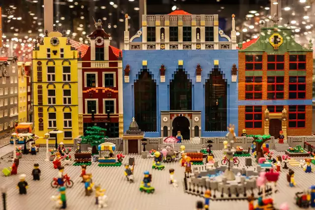 Największa wystawa klocków Lego w Europie już dostępna w Gdańsku. Na jej przygotowanie zużyto kilka milionów elementów!
