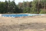 Gmina posprzątała wokół starego basenu w Drezdenku