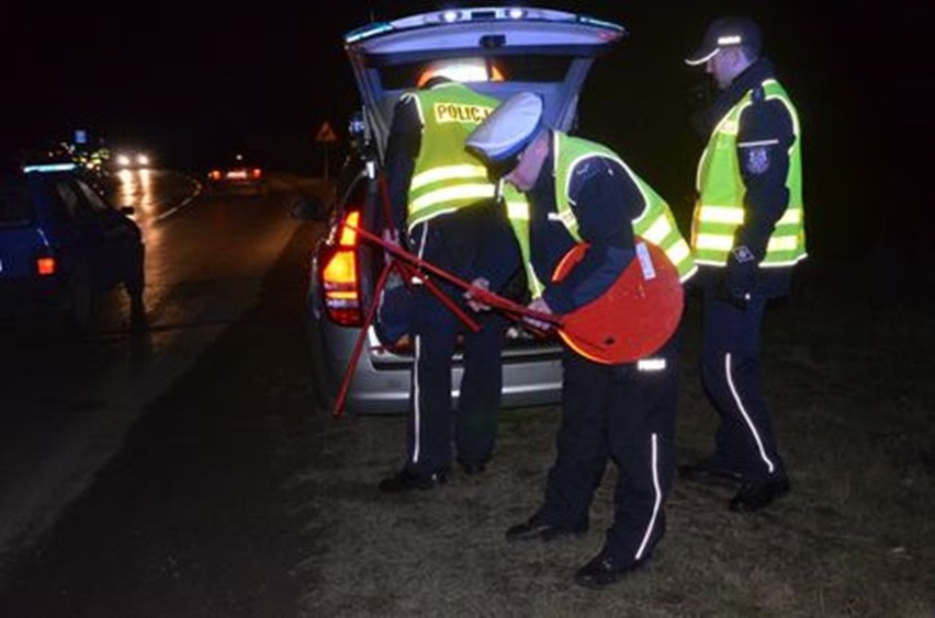 Blokada na drodze do Oławy. Policja ścigała groźnych przestępców (ZDJĘCIA)