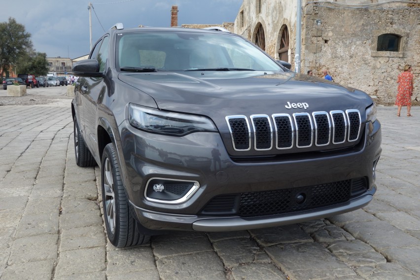 Jeep Cherokee...