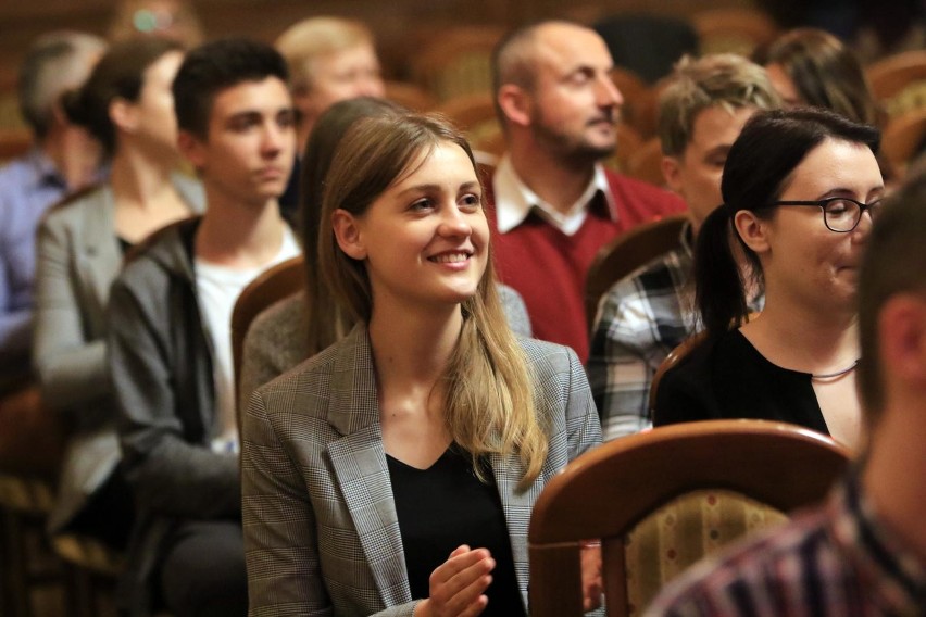 Stypendia przyznawane są w zależności od środków finansowych...