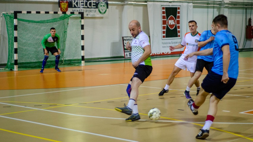 Za nami pierwsza kolejka Świętokrzyskiej Ligi Futsalu. Sprawdź wyniki i strzelców. Zobacz zdjęcia