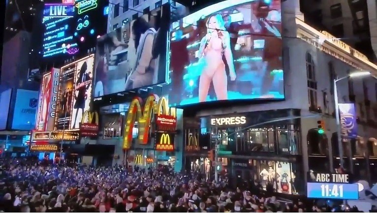 Mariah Carey i katastrofa podczas sylwestrowego występu na Times Square. "To był sabotaż" [WIDEO]