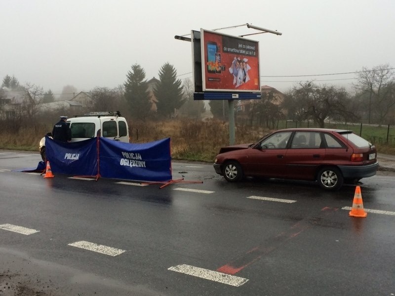 Wypadek na Strykowskiej. Nie żyje pieszy