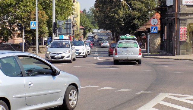 Istnieje szansa, że dojdzie do usprawnienia wyjazdu z ul. Krasińskiego. Prawdopodobnie ponownie zostanie przeanalizowana sprawa działania sygnalizacji świetlnej na tym skrzyżowaniu.