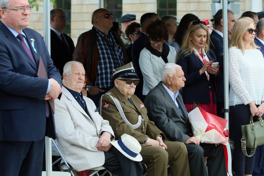 Narodowy Dzień Zwycięstwa w Lublinie. Obchody na pl. Litewskim. Zobacz zdjęcia