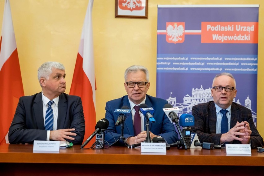 Na zdjęciu od lewej: wojewoda podlaski Bohdan Paszkowski,...