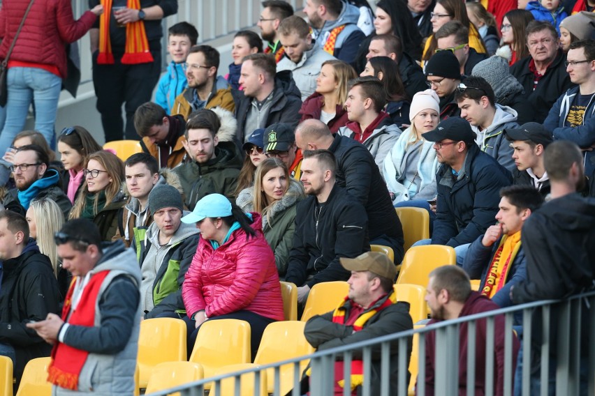 Kibice na meczu Sparta – Falubaz na Stadionie Olimpijskim [ZNAJDŹ SIĘ NA ZDJĘCIACH]