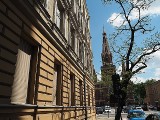 Łódź: Jezuici chcą kupić od ZUS XIX-wieczną kamienicę za 6 mln złotych. Skąd pieniądze? "Potrzebujemy sześć baniek" ZDJĘCIA